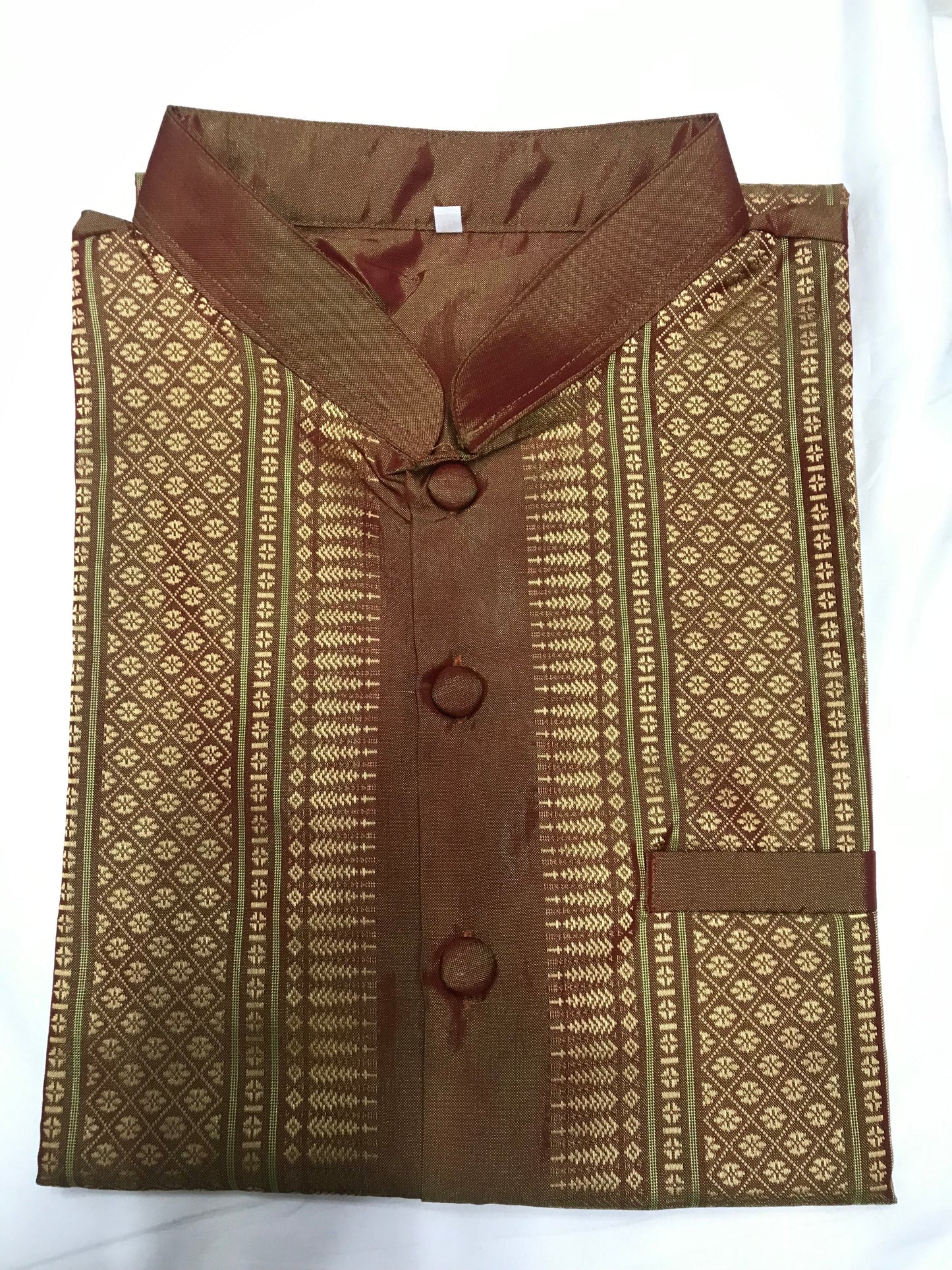 Chemise traditionnelle Khmer pour homme