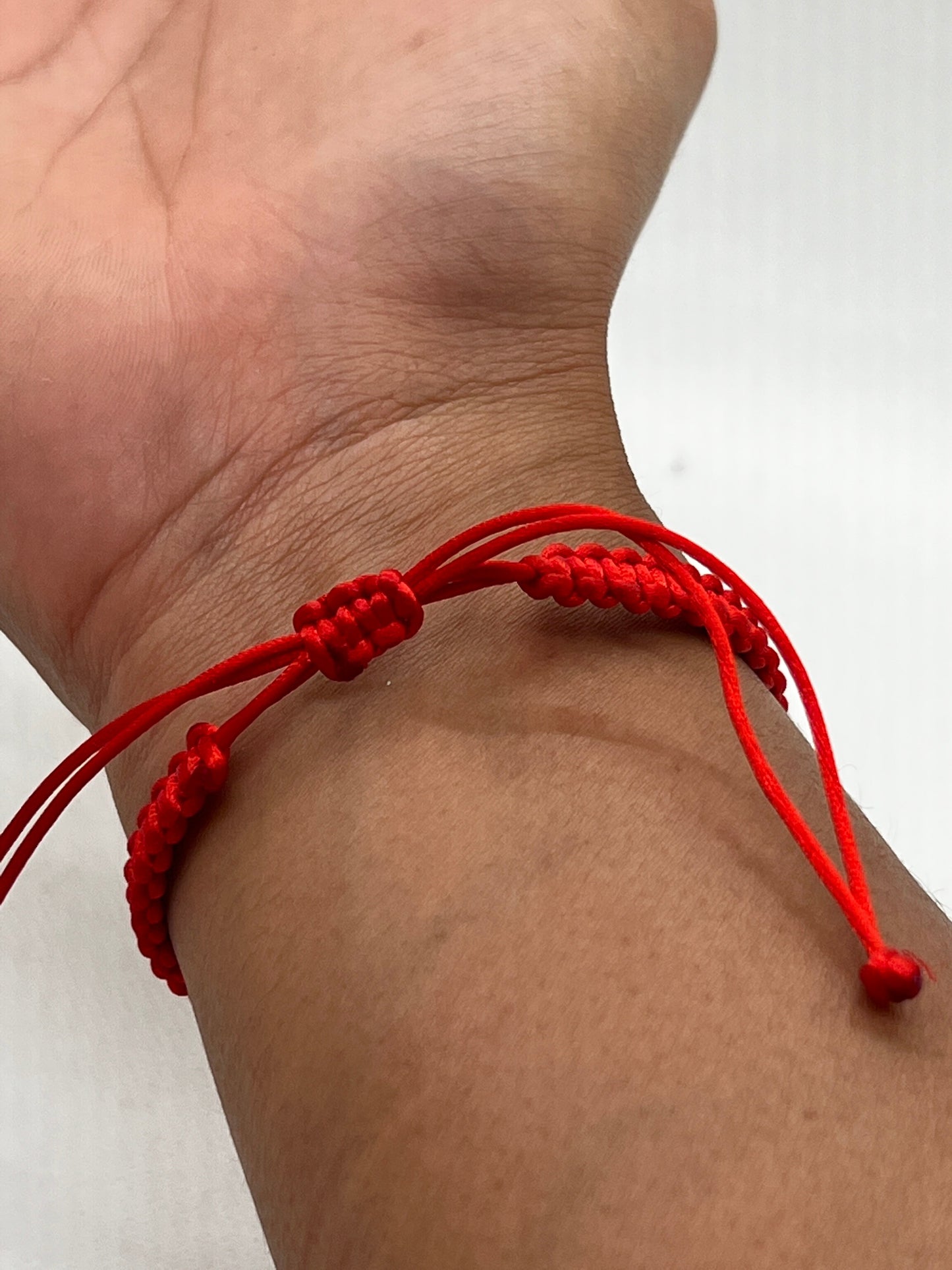 Bracelet Rouge Mantra Bouddhiste Ha-Tiew